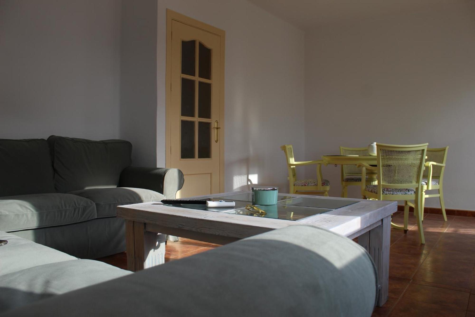 Ella Apartment Cazorla Ngoại thất bức ảnh